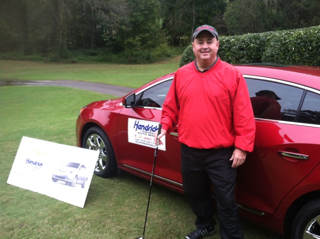 Zenergy Employee Wins Car with Hole-In-One at Golf Tournament