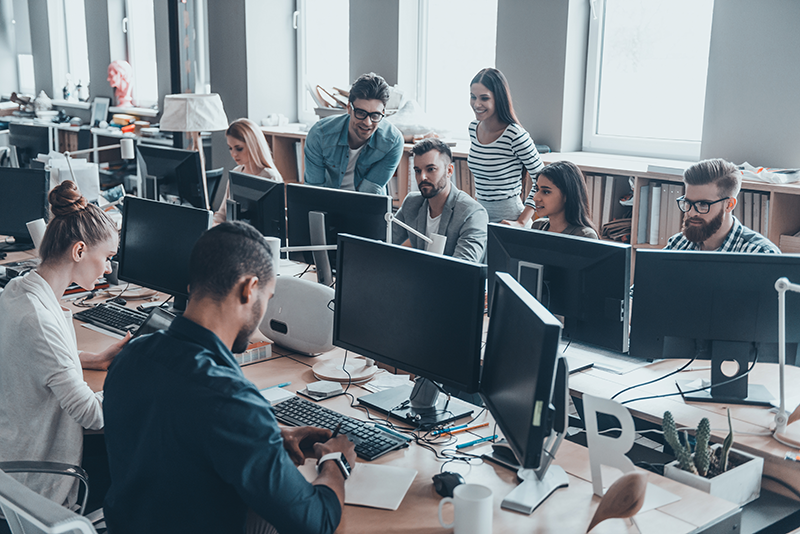 Team_Working_Computers